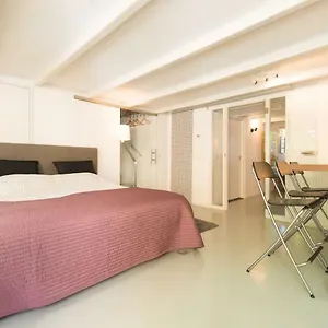  Apartamento Quiet For 4 At Park In Center